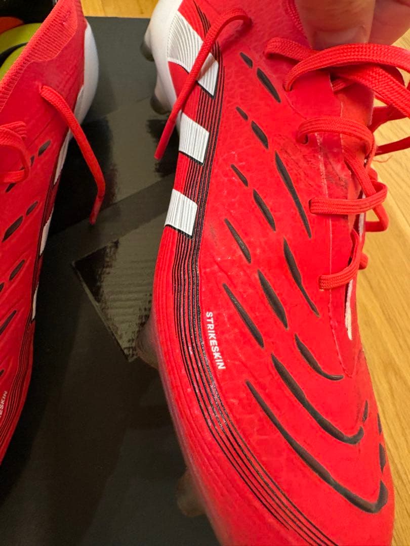 adidas Predator Elite レッド サッカーシューズ