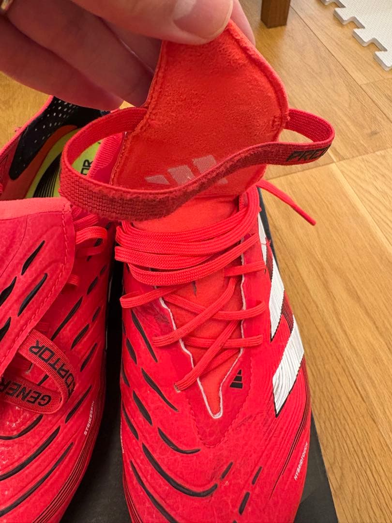 adidas Predator Elite レッド サッカーシューズ