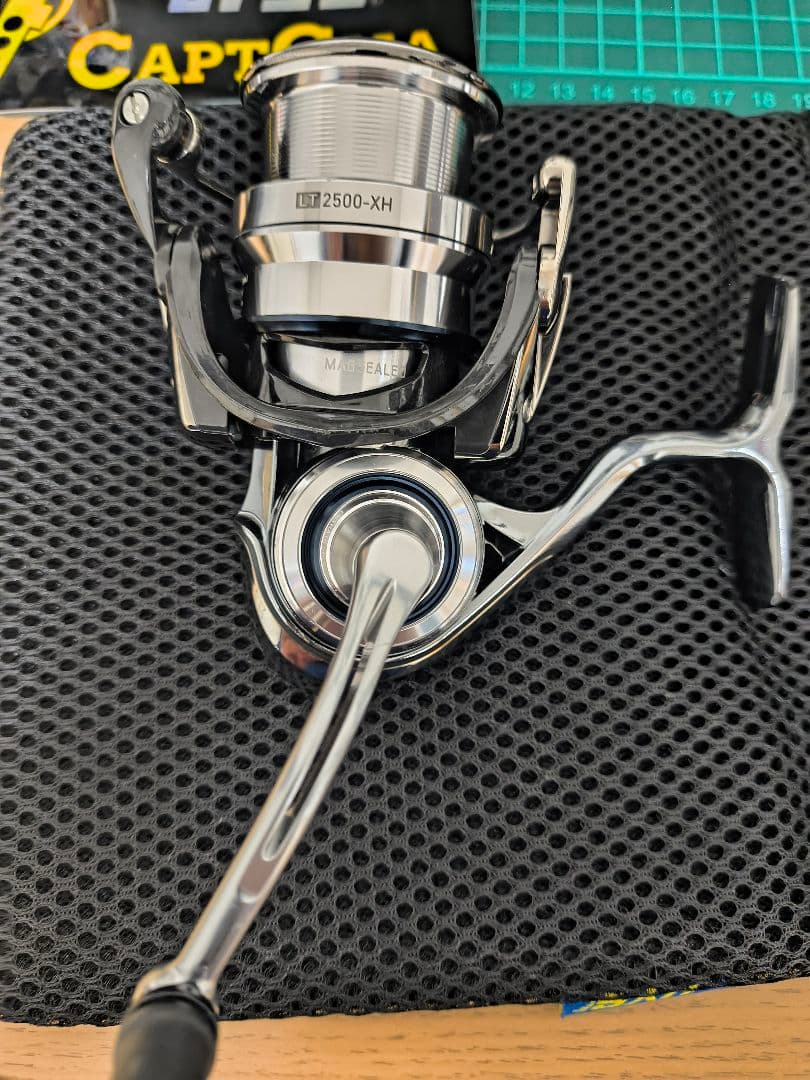 18イグジスト LT2500‐XH 中古 EXIST