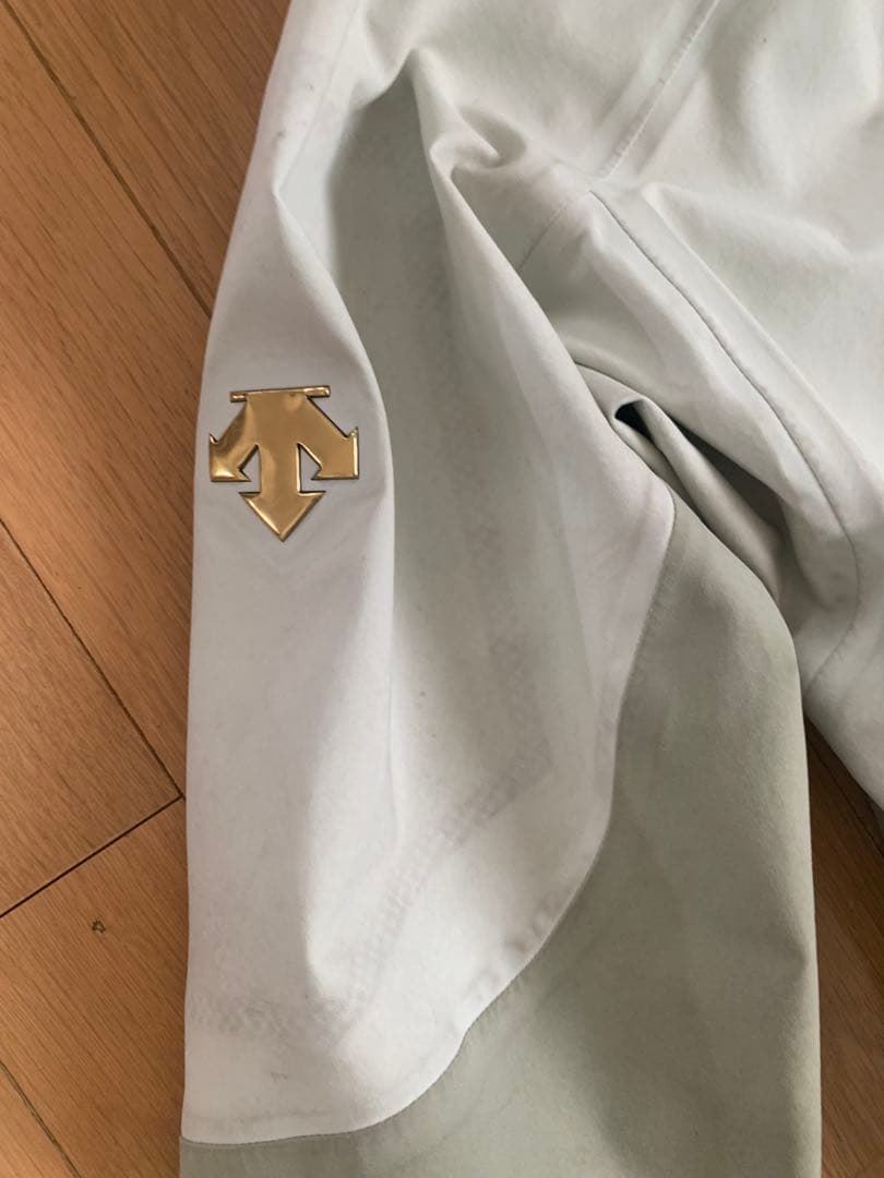 TEAM DESCENTE スキーウェア2023-24市販　　上下SSSサイズ