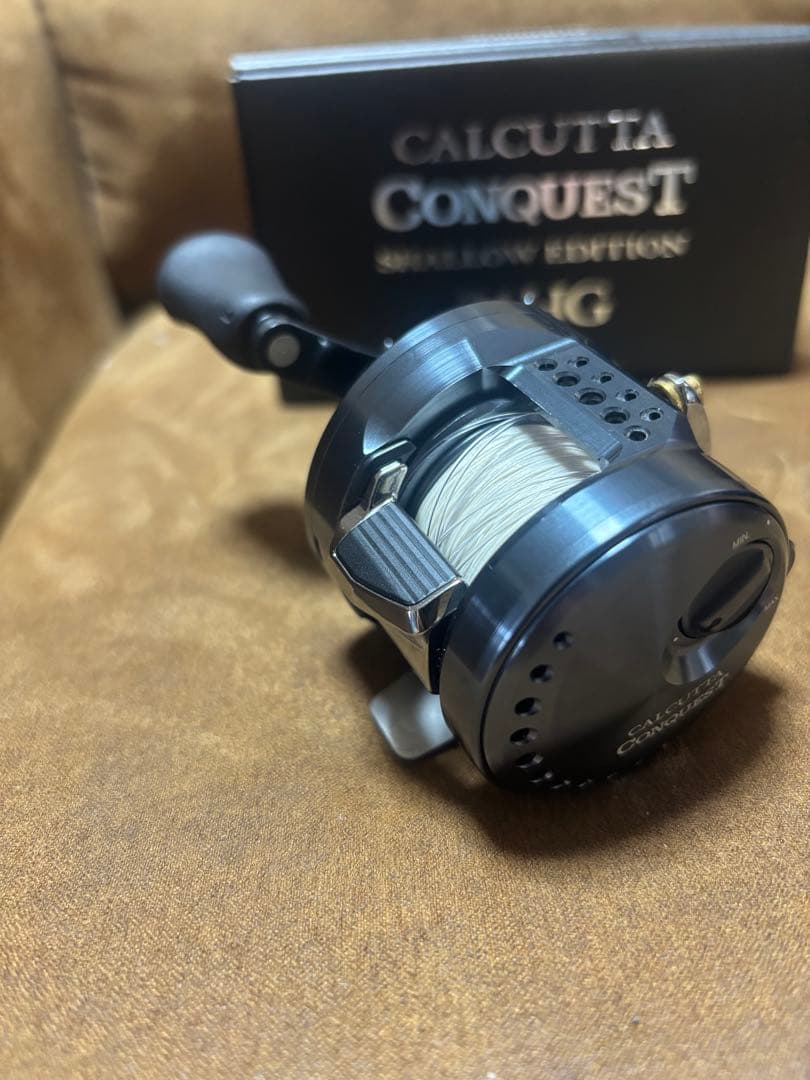 リール CALCUTTA CONQUEST SHALLOW EDITION 31HG