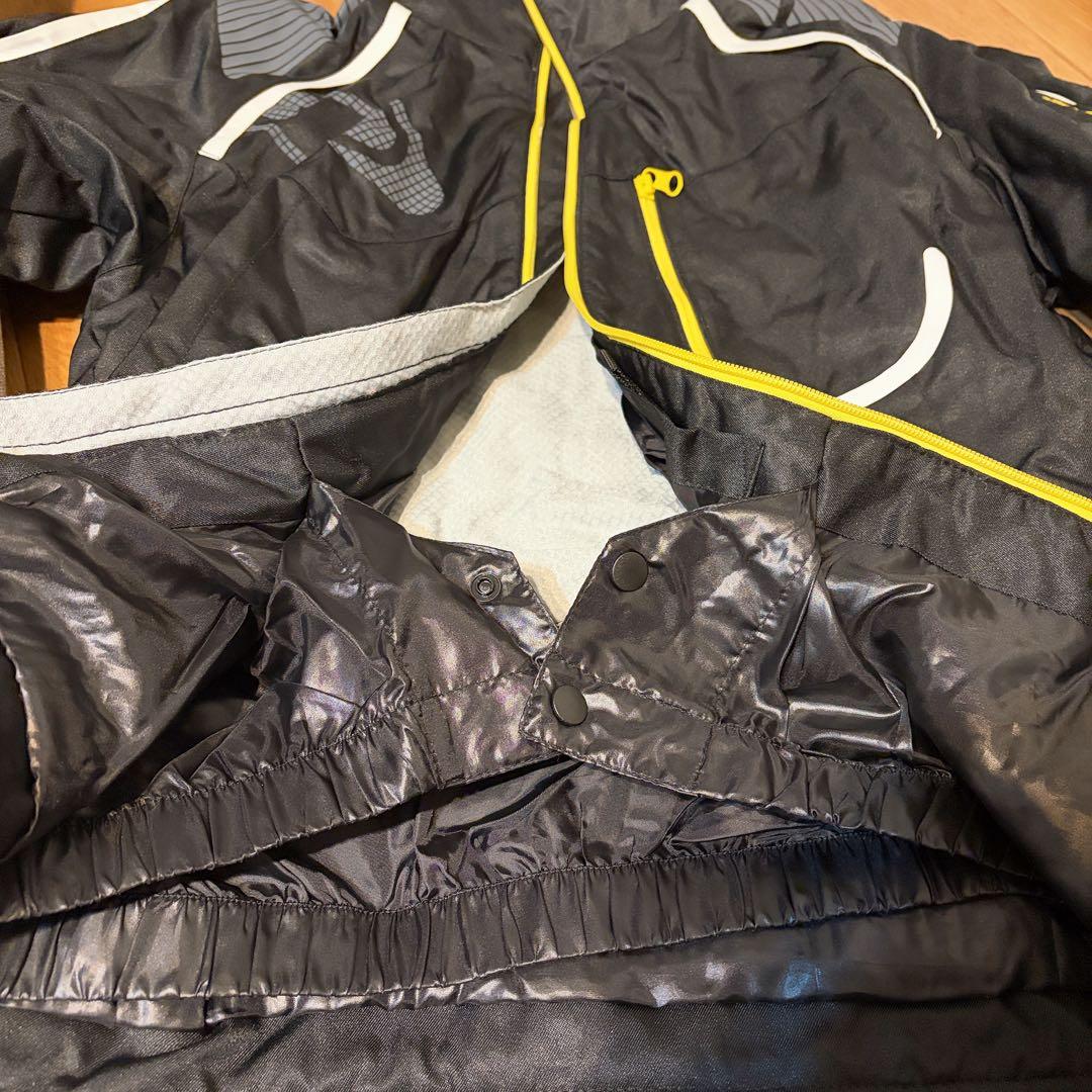 超美品SALOMON スキーウェア スノボウェア上下セット ブラック グレー