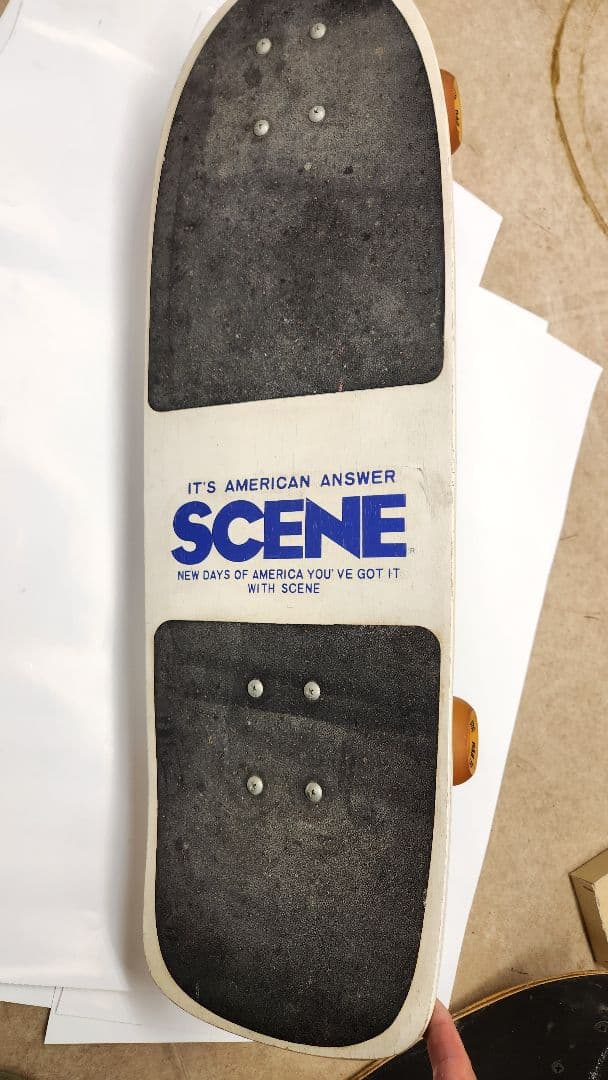 スケートボード　SCENE　おそらく展示品　中古