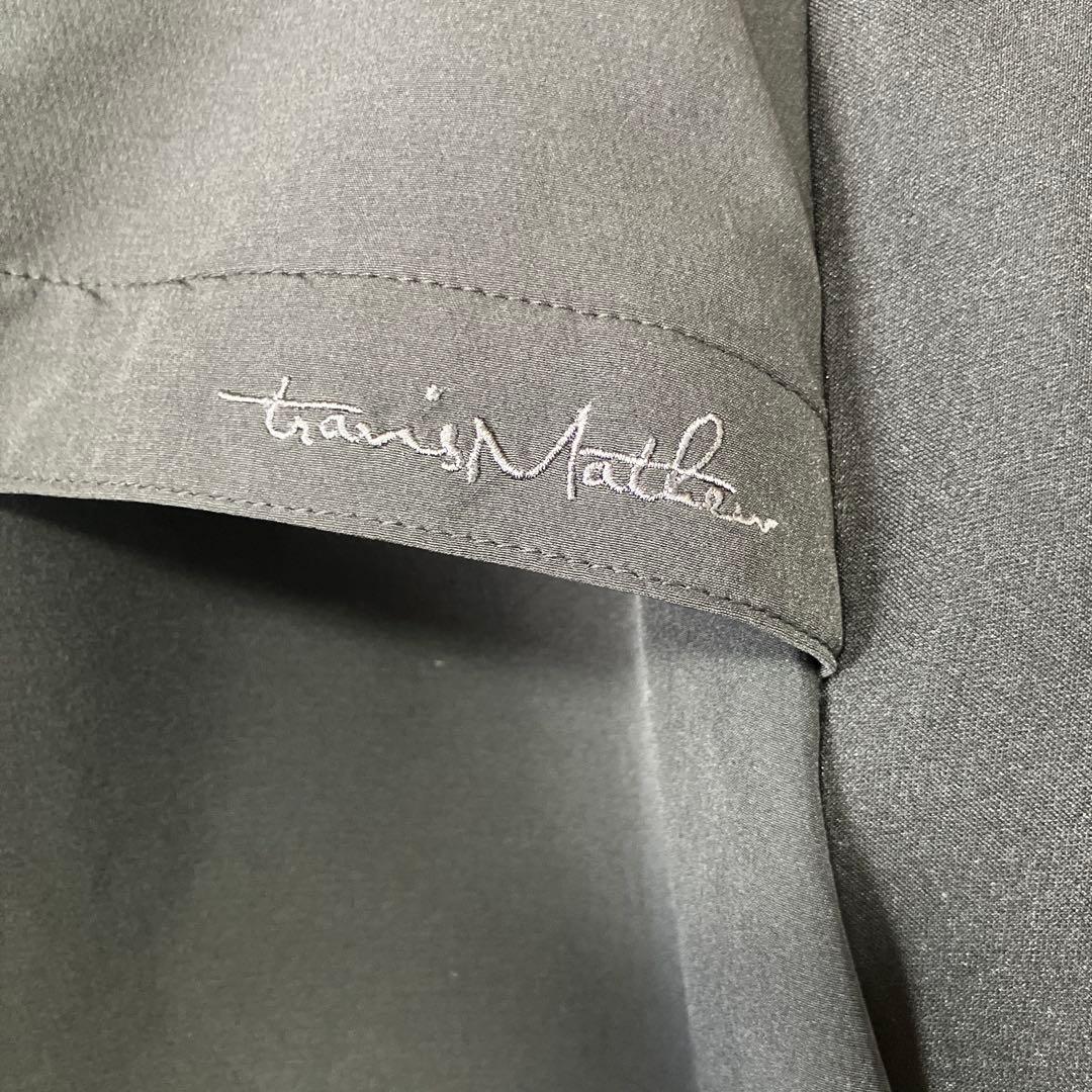 travisMathew ブラックジャケット