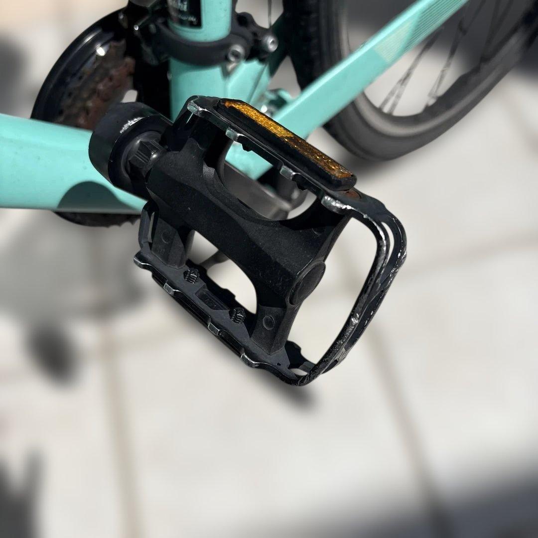【関西：直接引渡し】クロスバイク Bianchi C-SPORT1 ビアンキ
