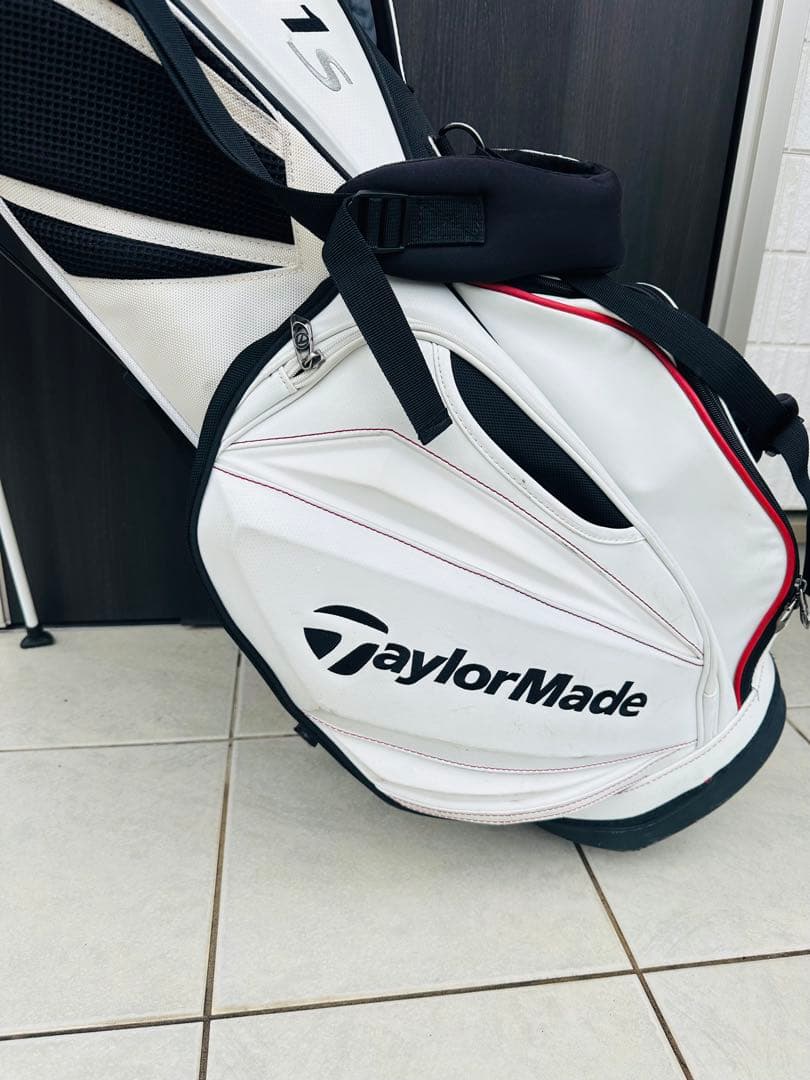 TaylorMade スタンドキャディバッグ