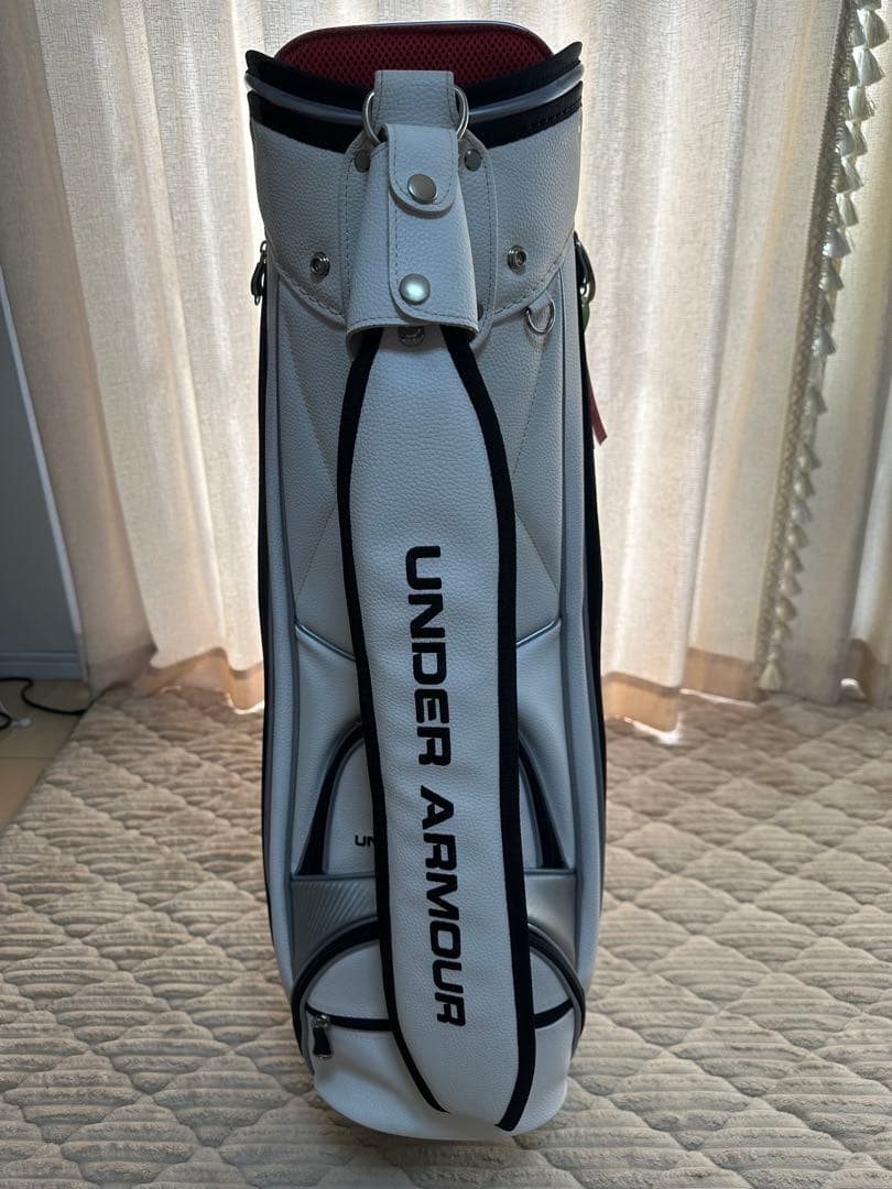 UNDER ARMOUR ゴルフバッグ・キャディバッグ