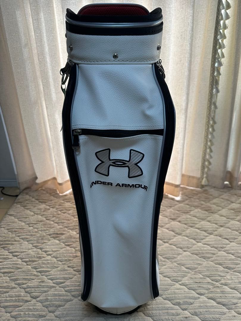 UNDER ARMOUR ゴルフバッグ・キャディバッグ