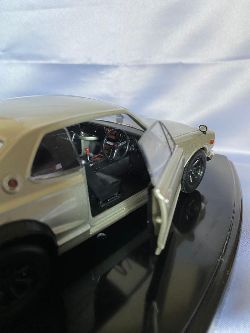 ミニカー Nissan Skyline GT-R 1\24