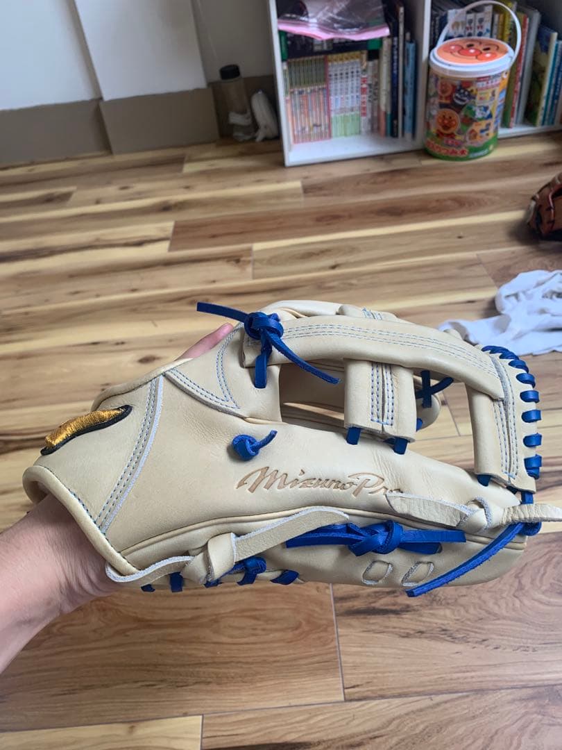 MizunoPro軟式右投げ用グローブ ベージュグラブケース付き値段交渉受付ます