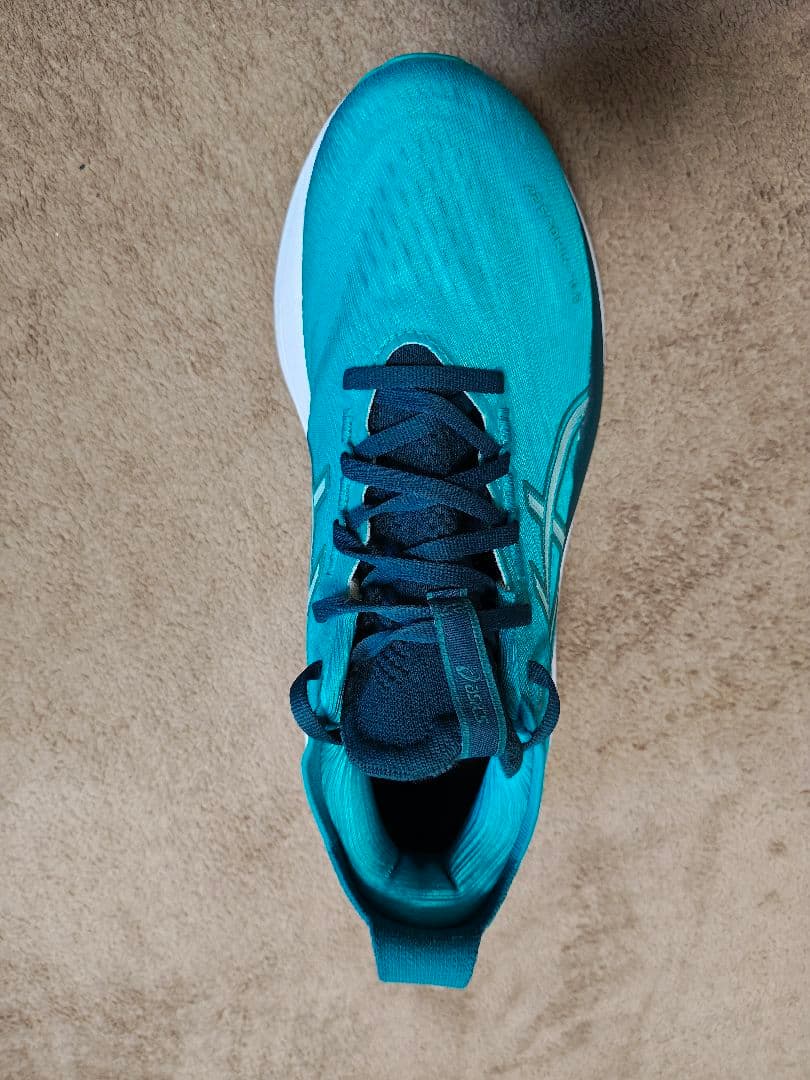 ASICS　ゲルニンバス27 ランニングシューズ ターコイズ