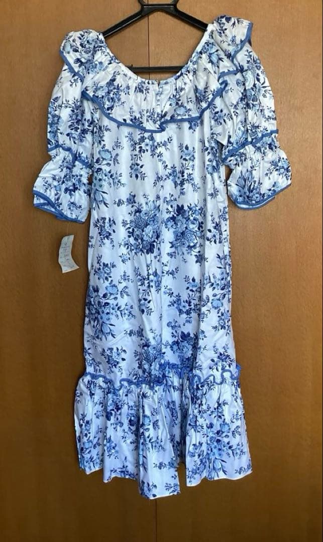 新品タグ付きPrincess Kaiulaniハワイアンドレス　フラ衣装