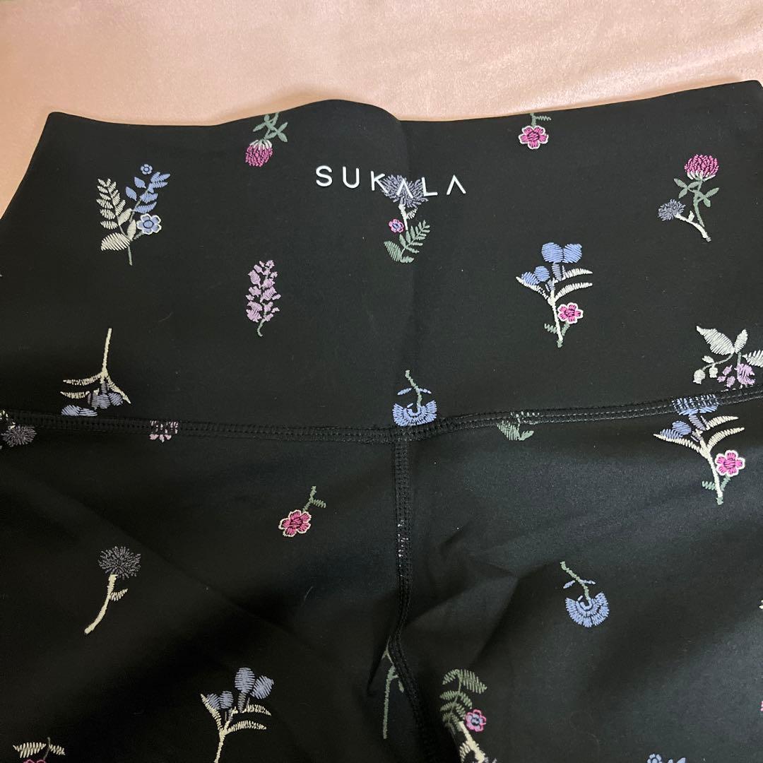 SUKALA 花柄ヨガパンツ Mサイズ