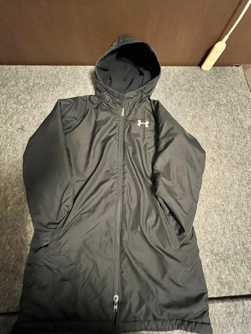 Under Armour ブラック ベンチコート