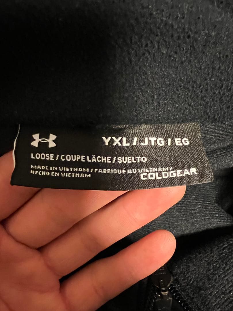 Under Armour ブラック ベンチコート
