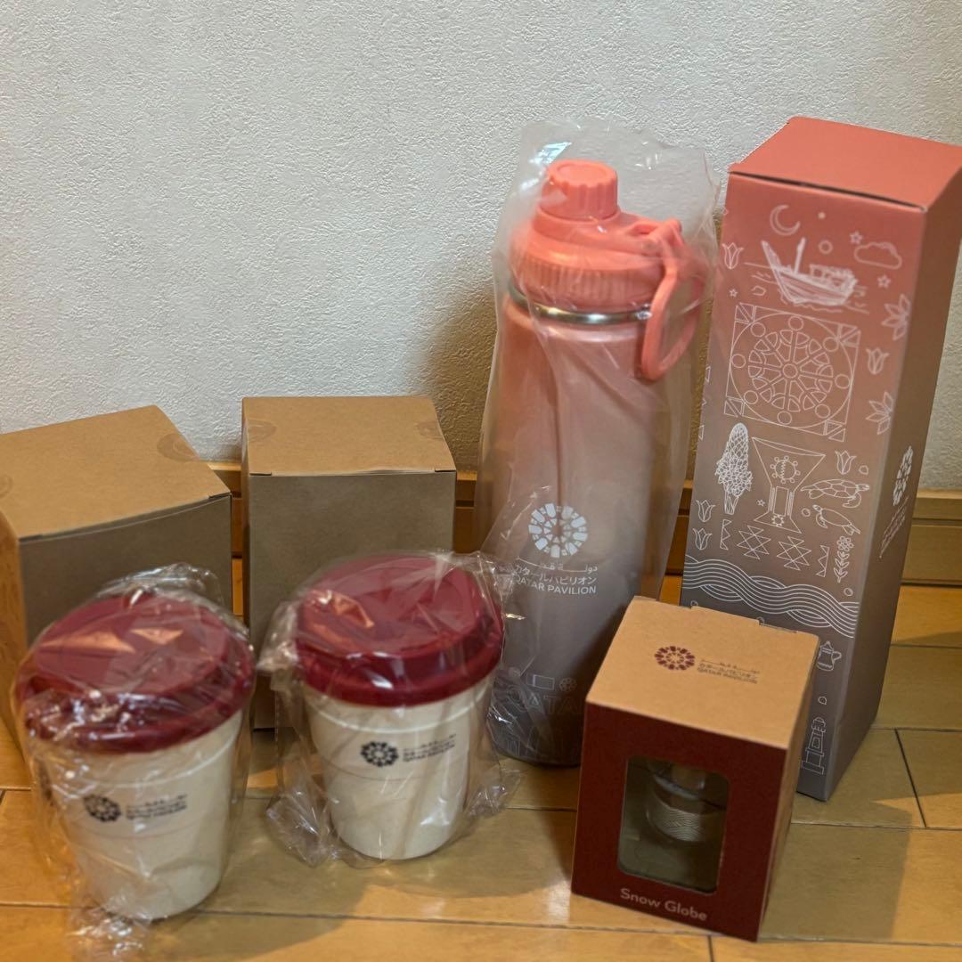 期間限定価格❣️万博　カタール館セット　水筒ピンク　タンブラー　スノードーム