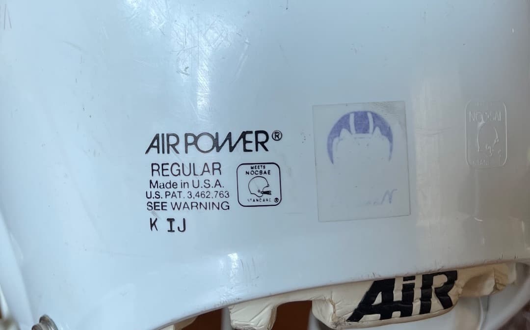 アメフト　ヘルメット　AIR