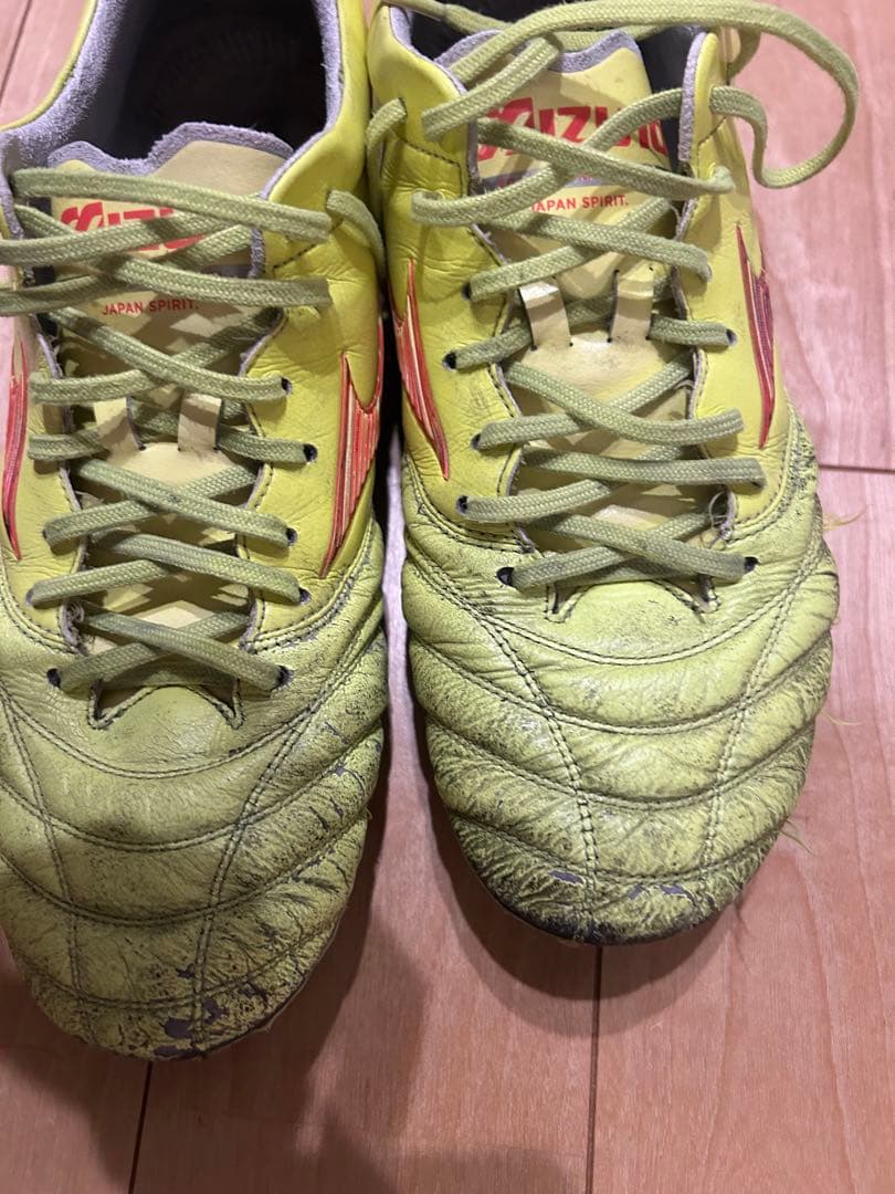 イエロー サッカーシューズ 合成皮革