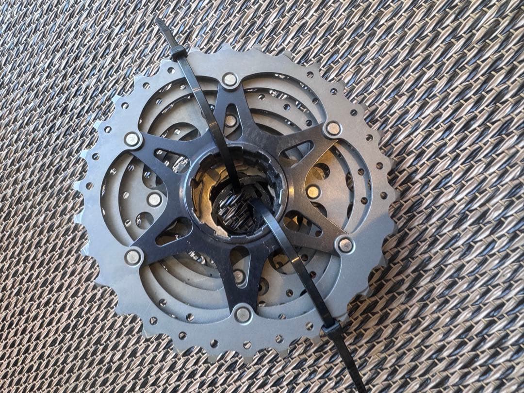 サラDURA-ACE 11速 11-30 CS-R9100
