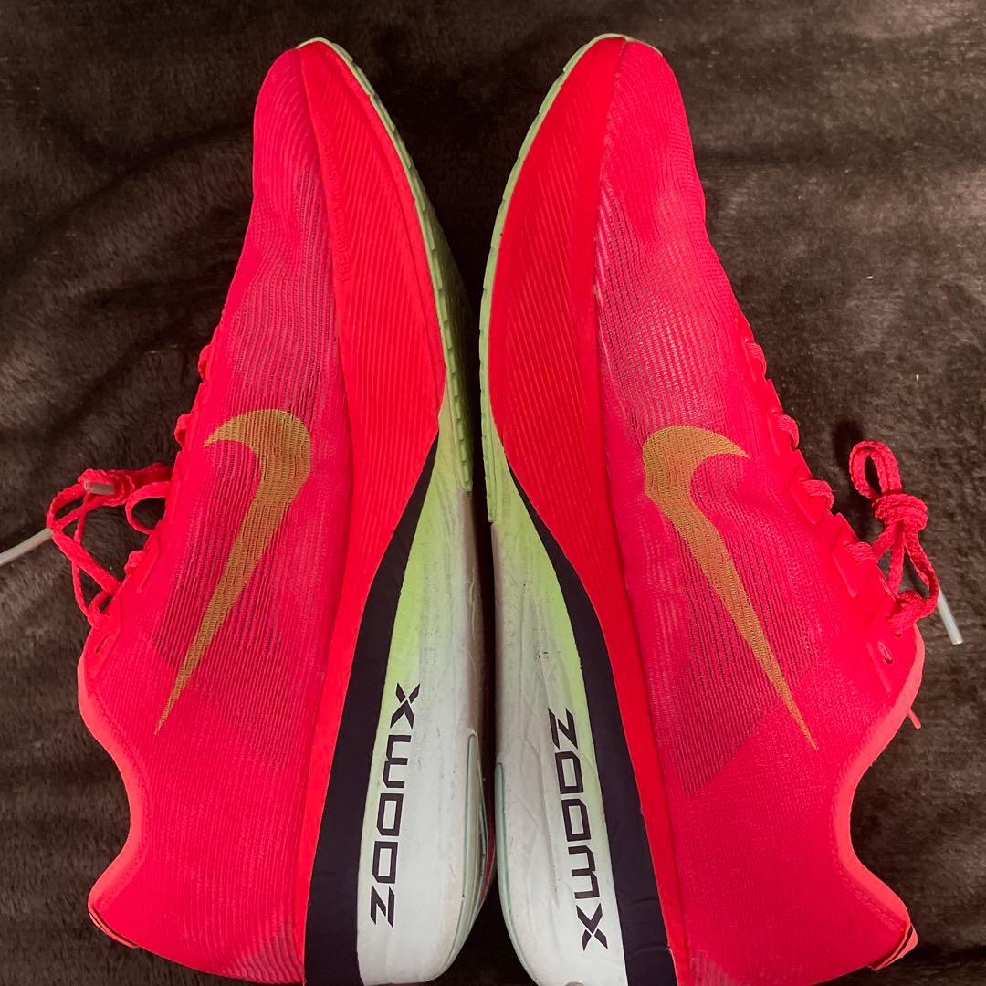 NIKE ヴェーパーフライ4 26.5cm