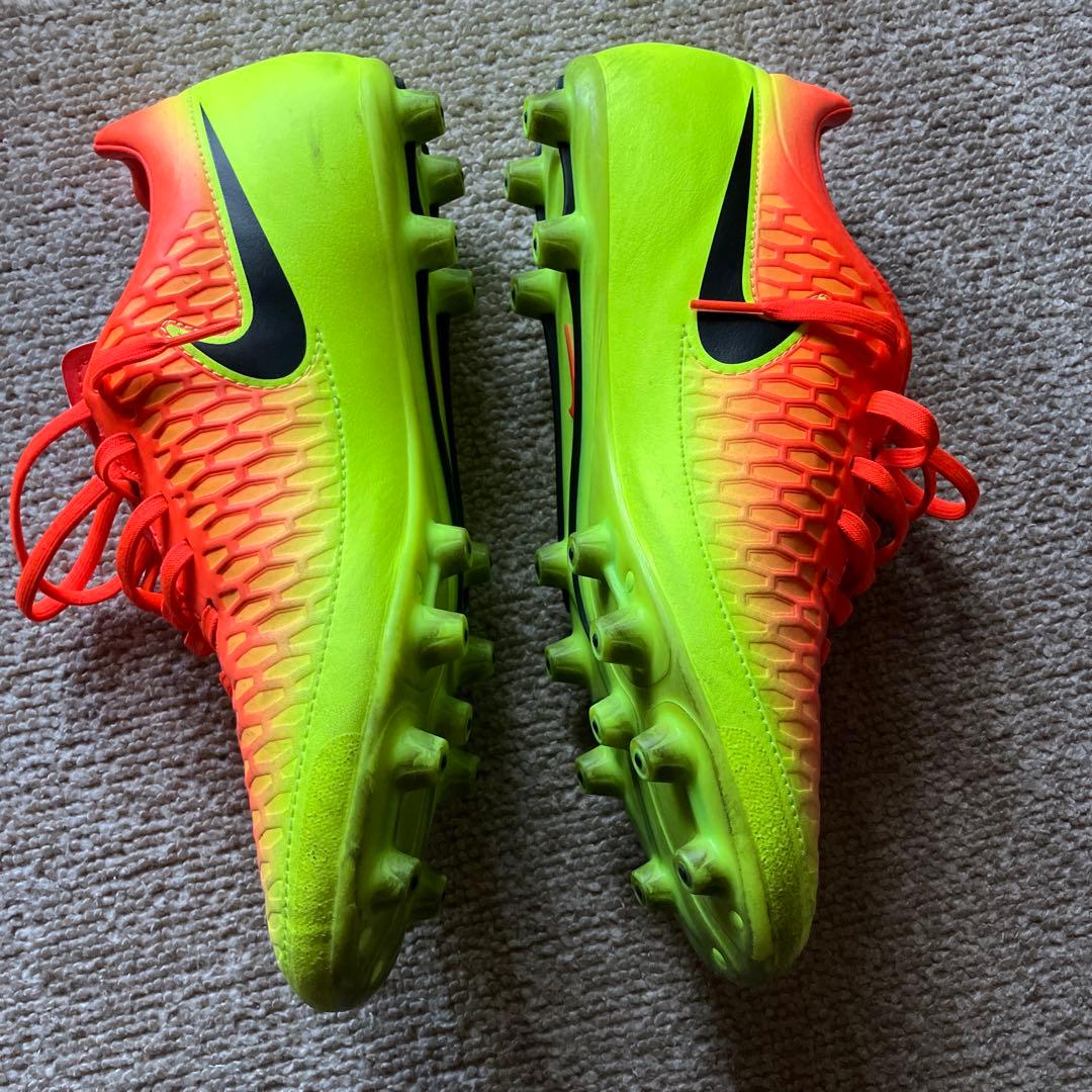 Nike マジスタ オレンジ/イエロー