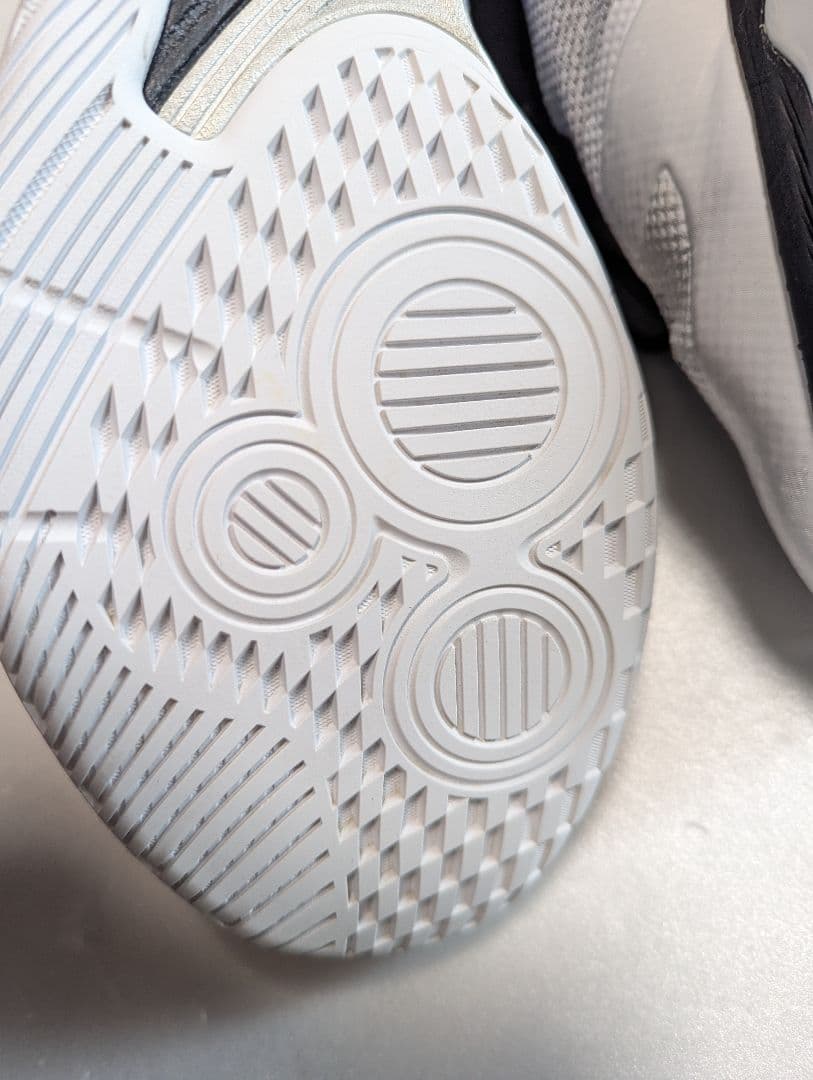 asics　バレーボールシューズ