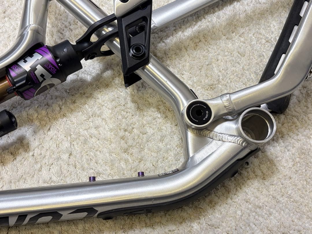 Commencal  AM V4.2 コメンサル 27.5 650B