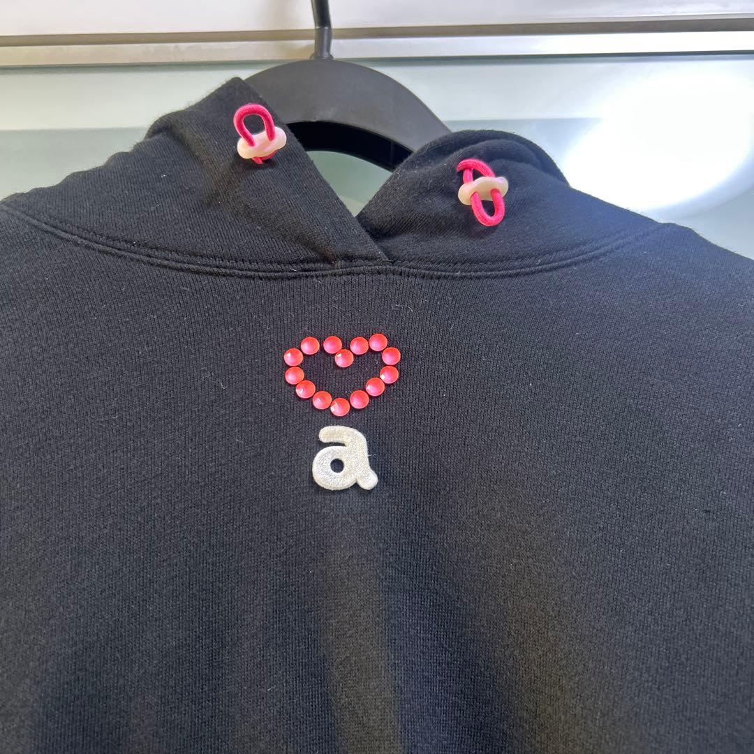 archivio ⭐️黒のハート刺繍フード付きトレーナー　希少サイズ40