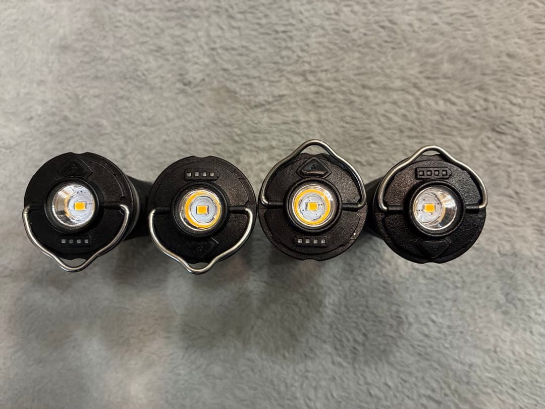 小型LEDランタン（soomloom他）10個＋カラビナ化フック、アンバーカバー