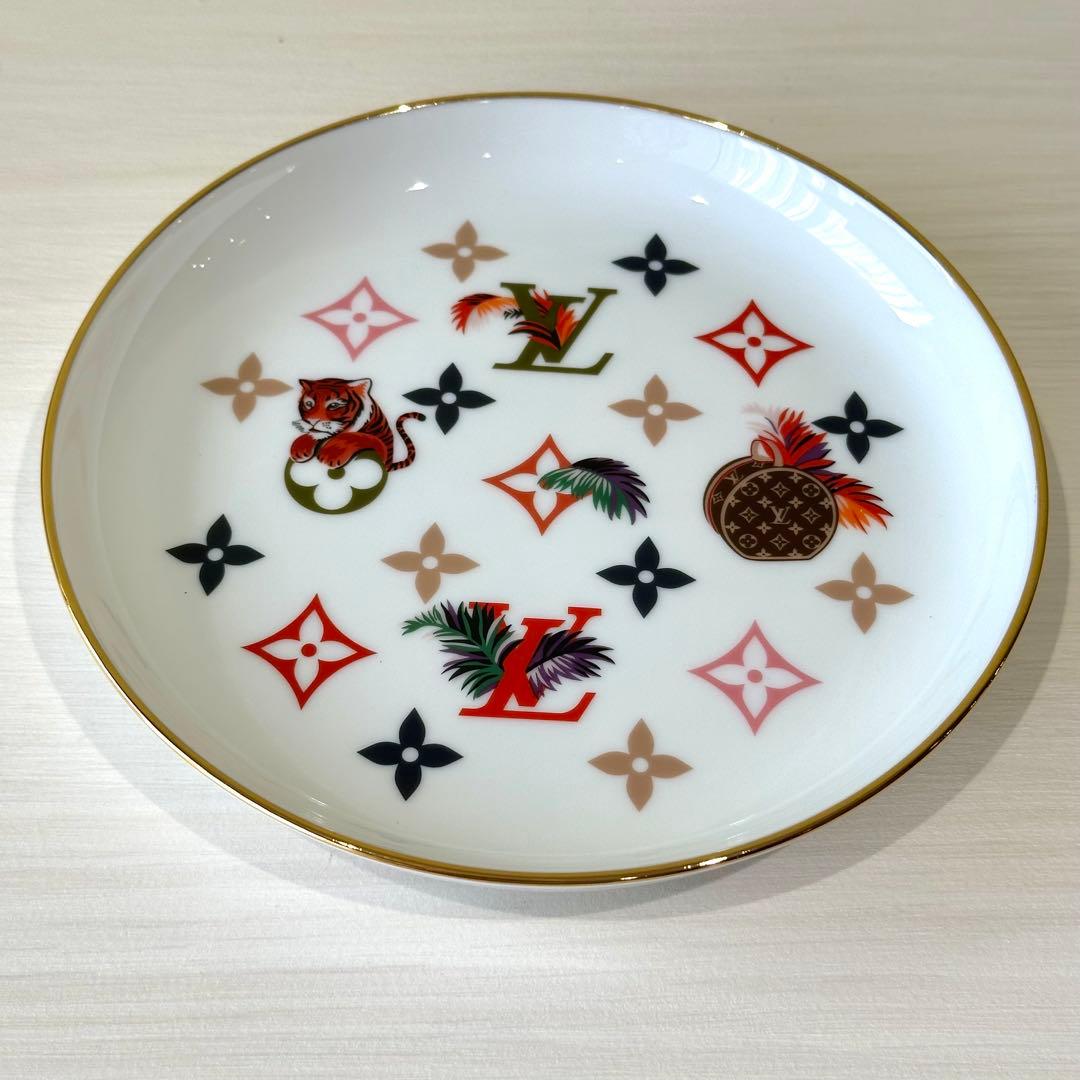 【展示品】ルイ・ヴィトン アシェット４ タイガー レザーケース付き