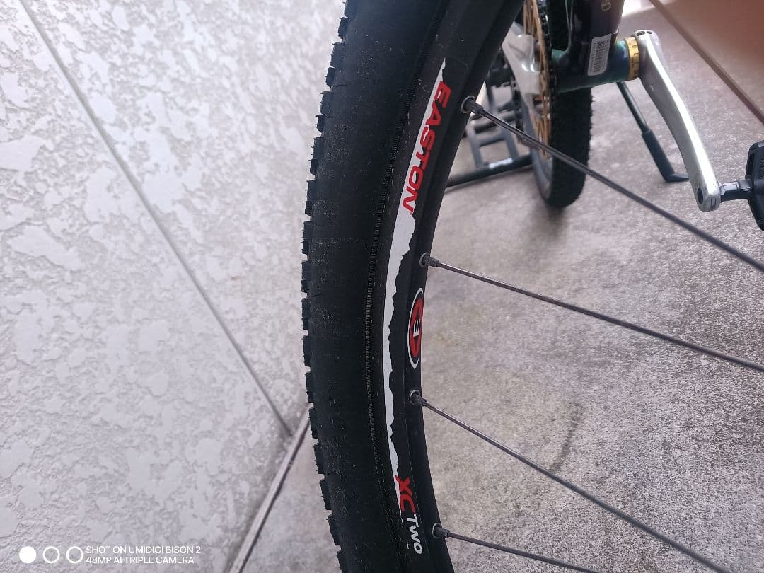 EASTON　XC TWO MTB中古ホイール タイヤ・チューブ付