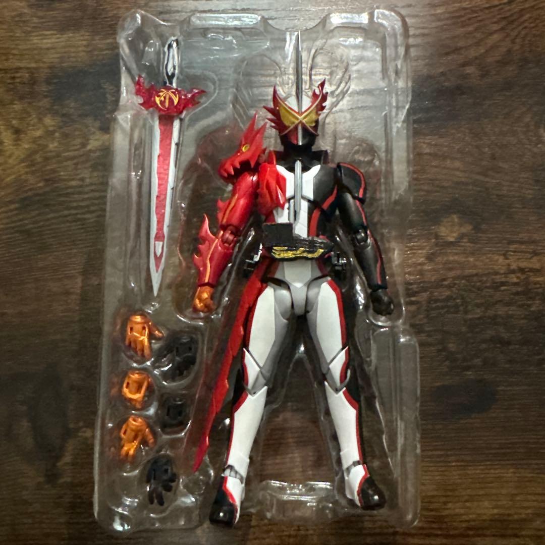S.H.Figuarts セイバーブレイブドラゴン、ブレイズ ライオン戦記セット