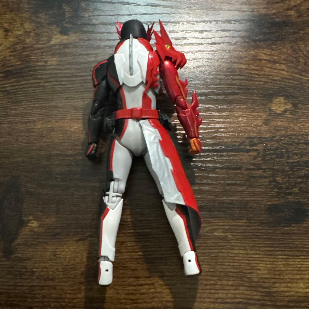S.H.Figuarts セイバーブレイブドラゴン、ブレイズ ライオン戦記セット