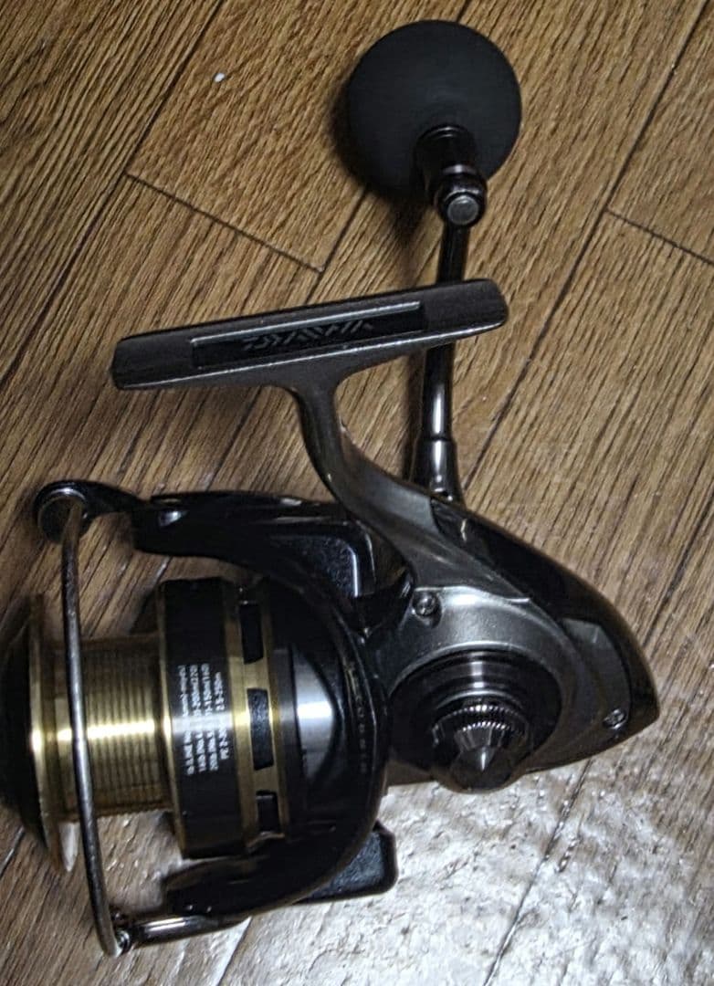 Daiwa VADEL 3500 スピニングリール