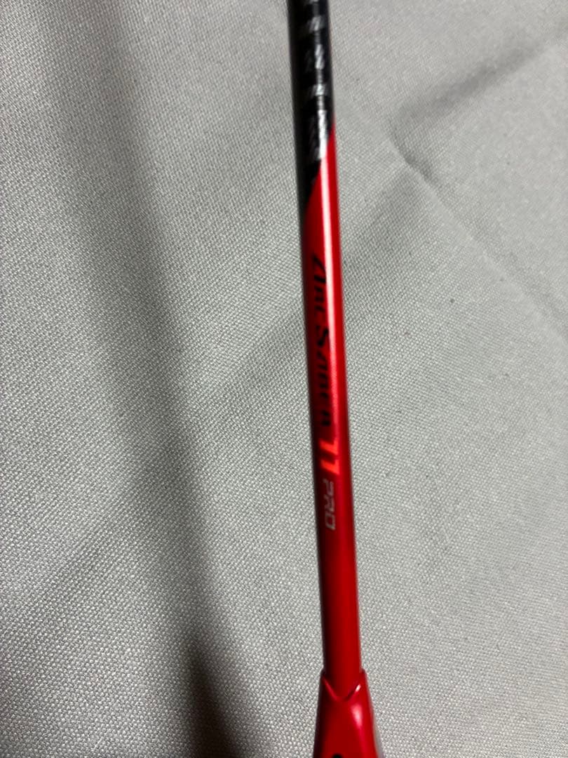 Arc Saber 11 Pro バドミントンラケット