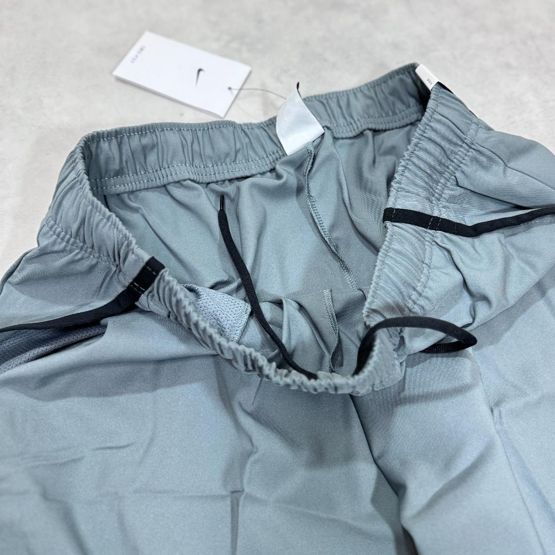 新品 2XL XLsize ナイキ 上下セットアップ トラックスーツ グレー