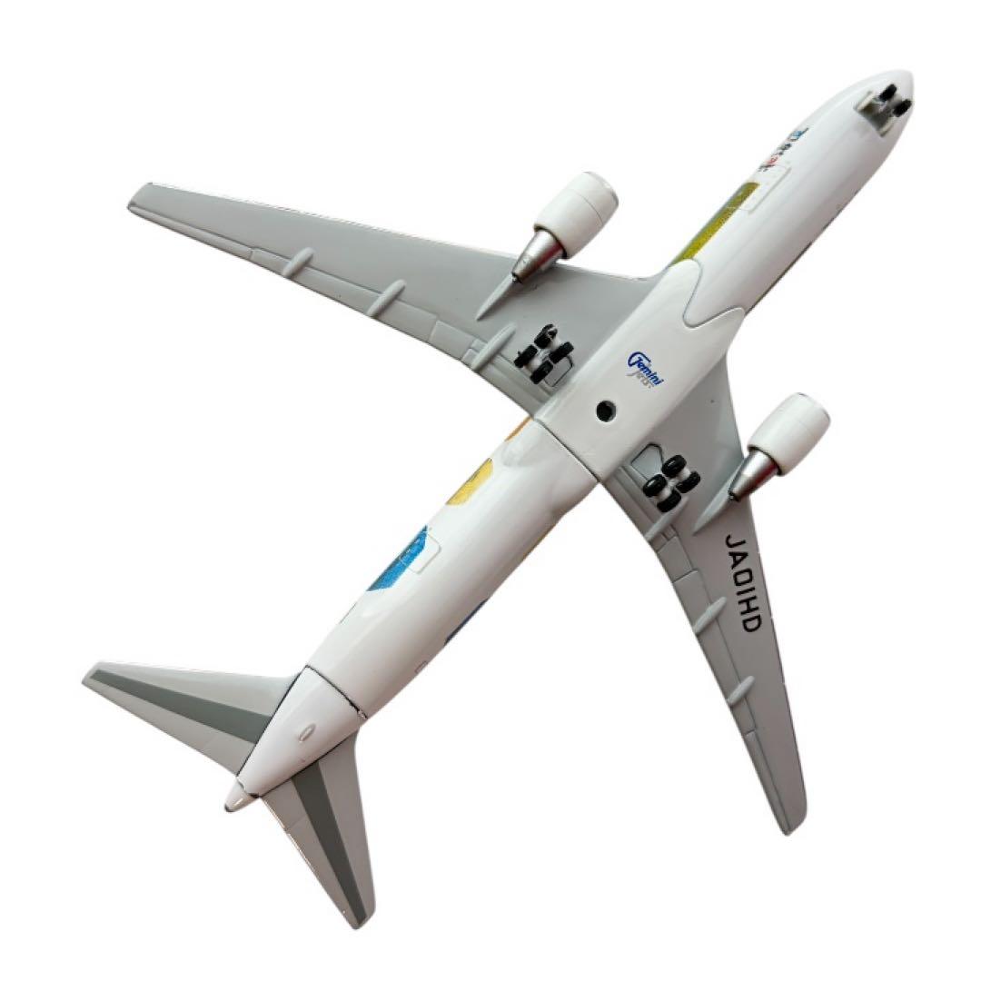 AIR DO B767-300ER JA01HD 1/400 2機