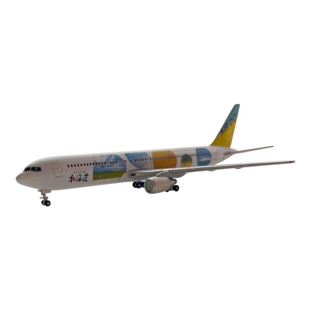 AIR DO B767-300ER JA01HD 1/400 2機