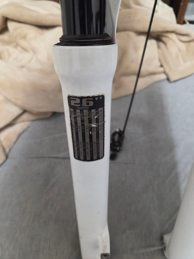 サスペンションフォーク　120mm　クイックリリース　26インチ 1-1/8