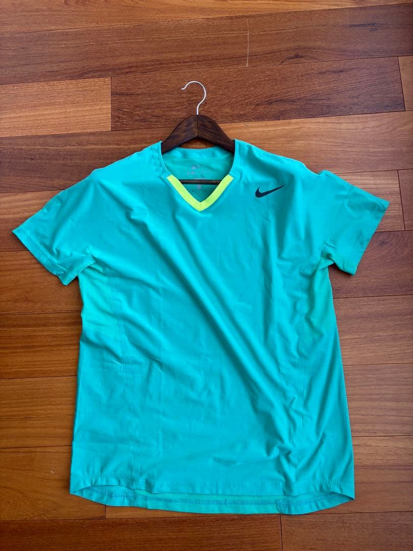 NIKE ナイキ　テニス　ラファエルナダル　RAFAモデル　美品　サイズL