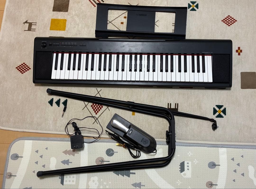 電子ピアノ NP-12B ペダル付き