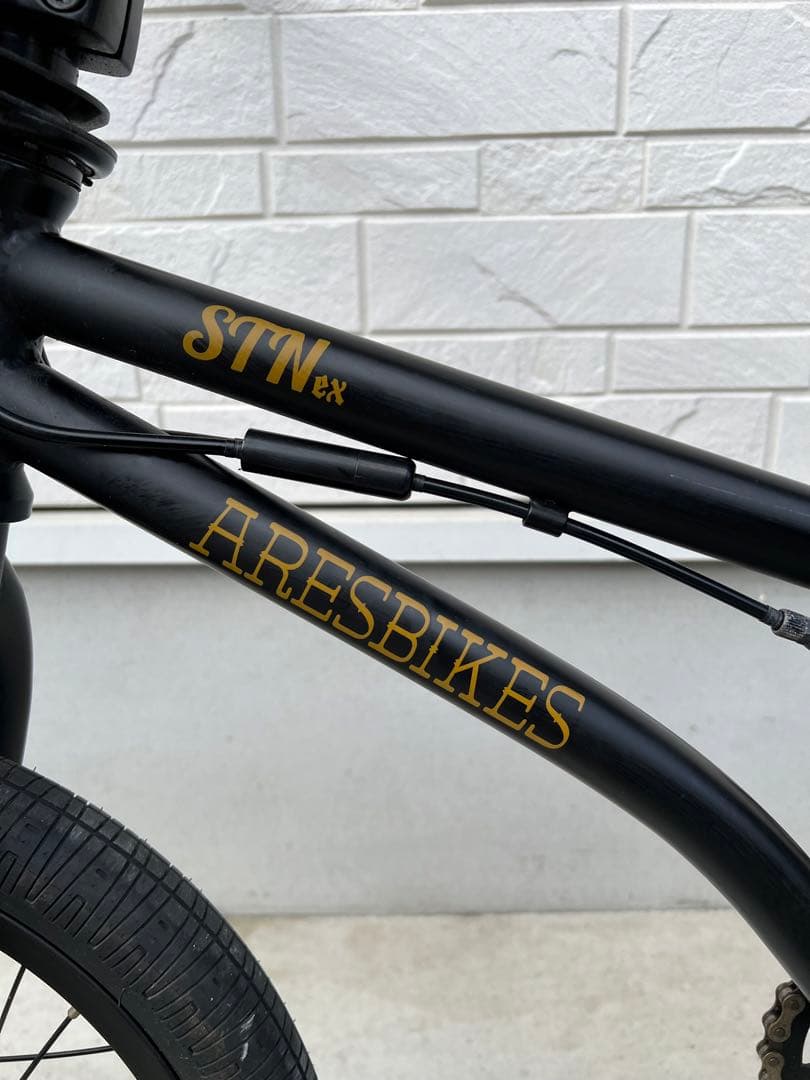 ARESBIKES STNex Black BMX 16インチ アーレスバイク