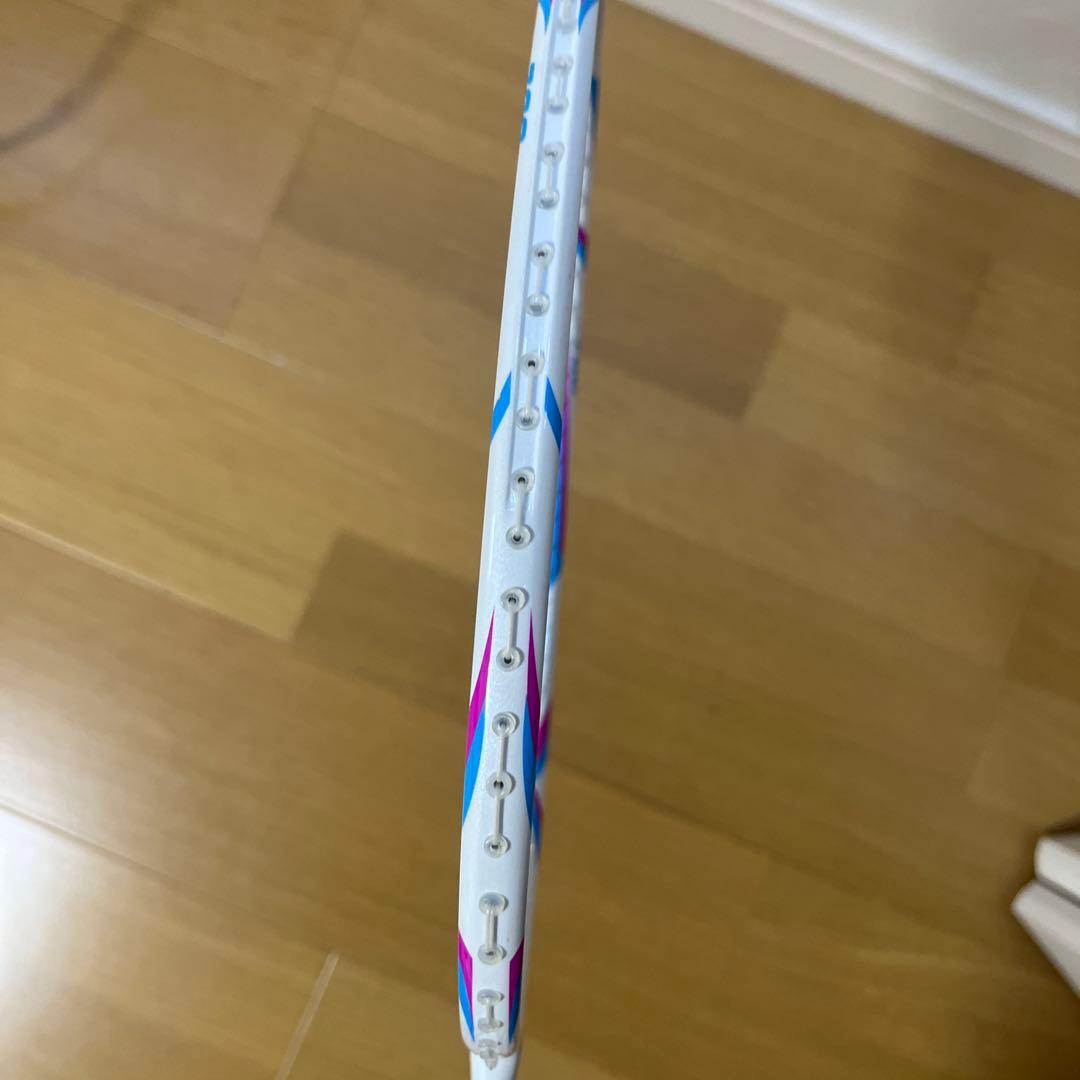 最終値下げ薫風 Kumpoo バドミントンラケット パワーショットナノ700 K