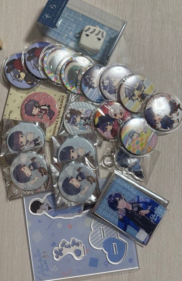 そらる 缶バッジ アクスタ 春音 アクリルカード アクキー まとめ売り