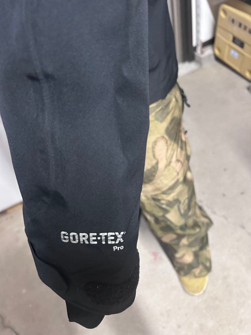 AK 457 RECCO ジャケット　黒　サイズS GORE-TEX