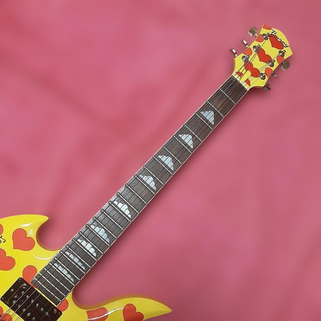 【良・美品】イエローハート風ペイント・hideモデル。モッキンバードエレキギター