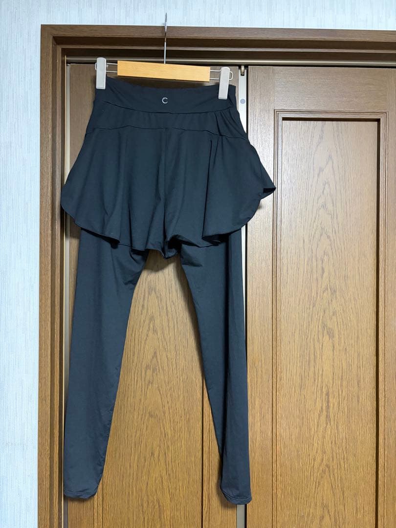 チャコットバランスショートパンツ付きレギンススパッ