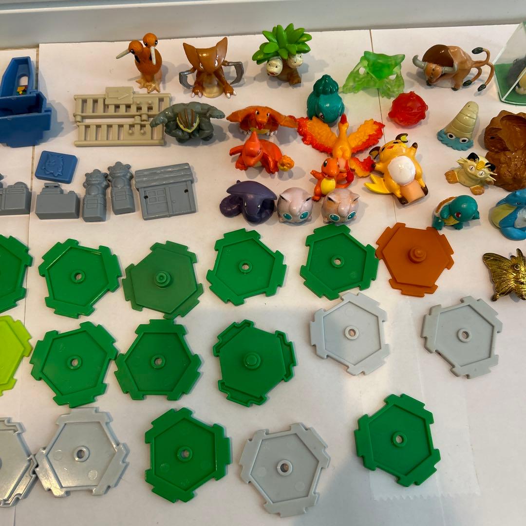 ポケモン 初期 ガチャガチャ レトロ ジオラマ ポケモンセンター レア