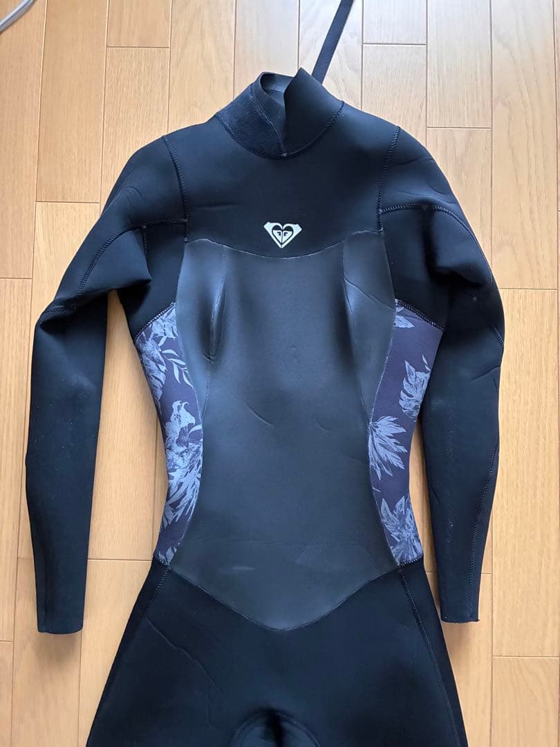 MLサイズ フルスーツ　ウエットスーツ　女性