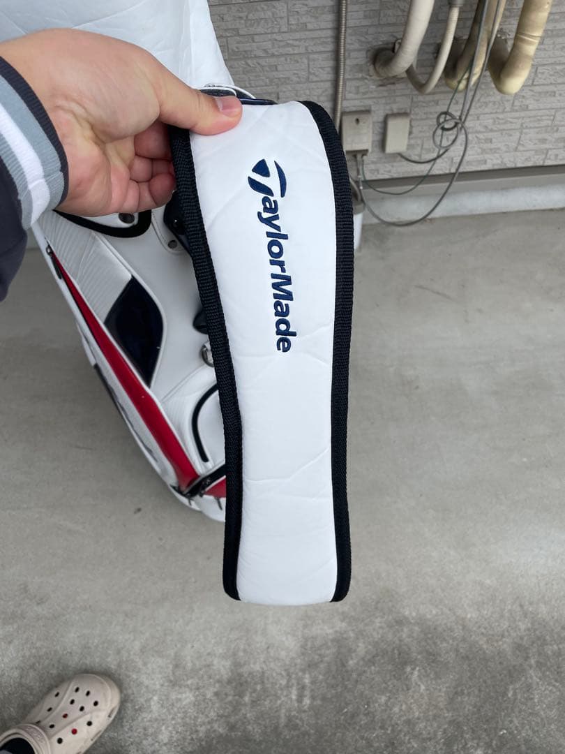 F*D様 TaylorMade キャディバッグ ホワイト/レッド/ネイビー使用期